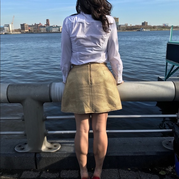 Gold skirt - Picture 1 of 4